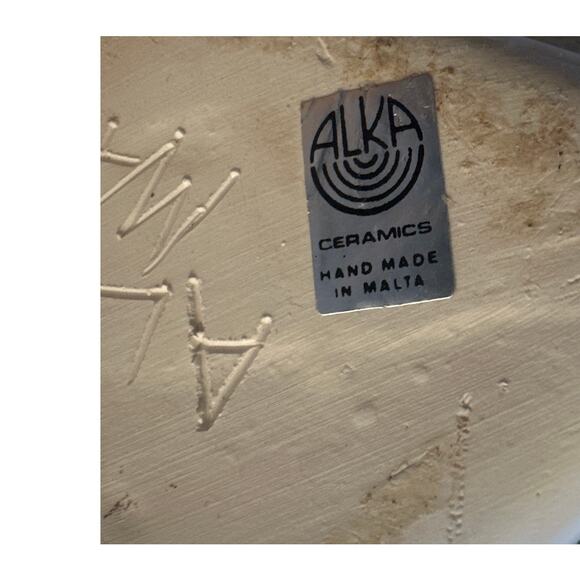 Vintage MCM Midcentury Handmade Malta Signed Alka Ceramics White Striped Vase - Picture 8 of 8